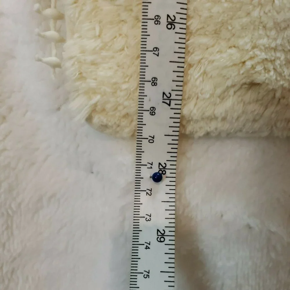 Unknown bath mat